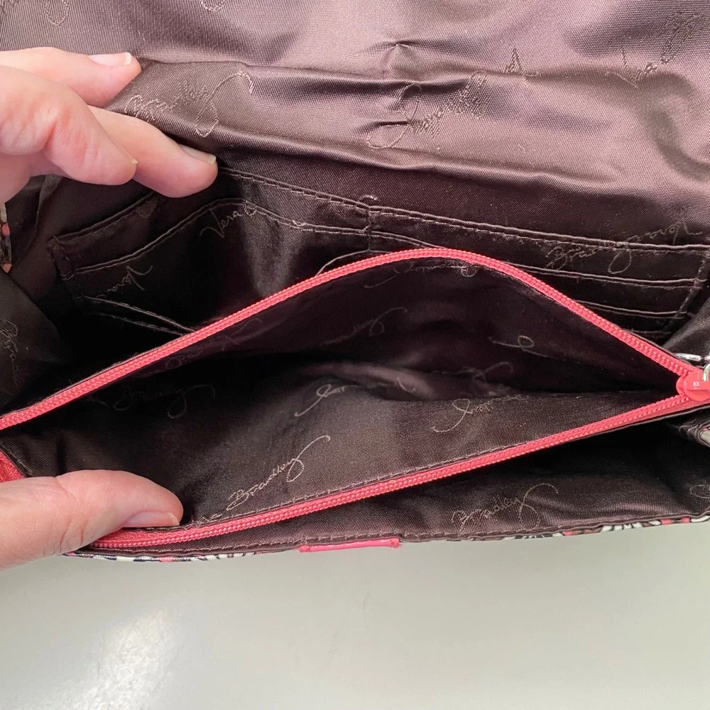 Vera Bradley Mocha‎ Rouge Frill Wristlet Clutch Wallet Floral Pink Brown Bag